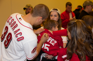 Reds Player Mesaraco signs autographs for our Dragonflies at Reds Fest